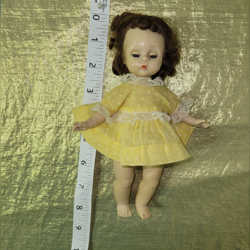 Vintage Madame Alexander  Alex doll from 1950's . Sleepy eyes